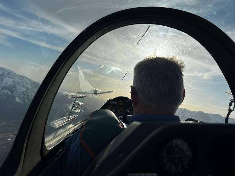 Pete and Matt flying